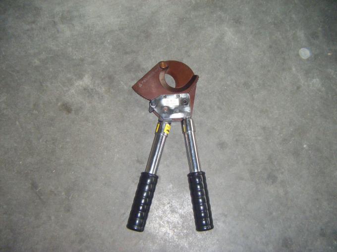 便利な操作ワイヤー ロープの切削工具手のラチェット ケーブルのカッター